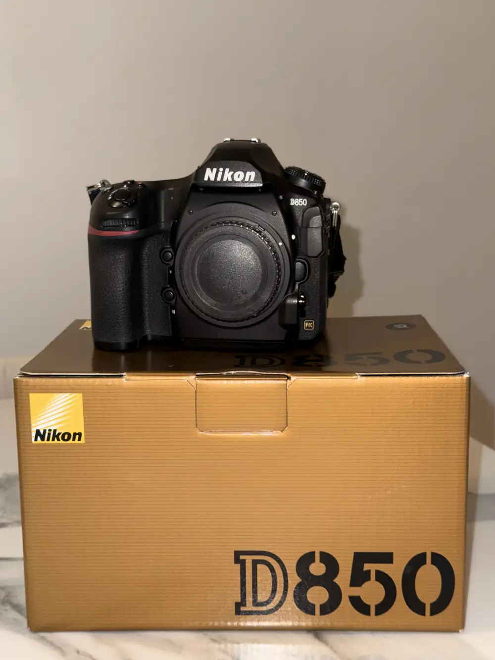 Cámara Réflex Nikon D850 Cuerpo 45.7 Mp Con Grip MB-D18 – foto 2