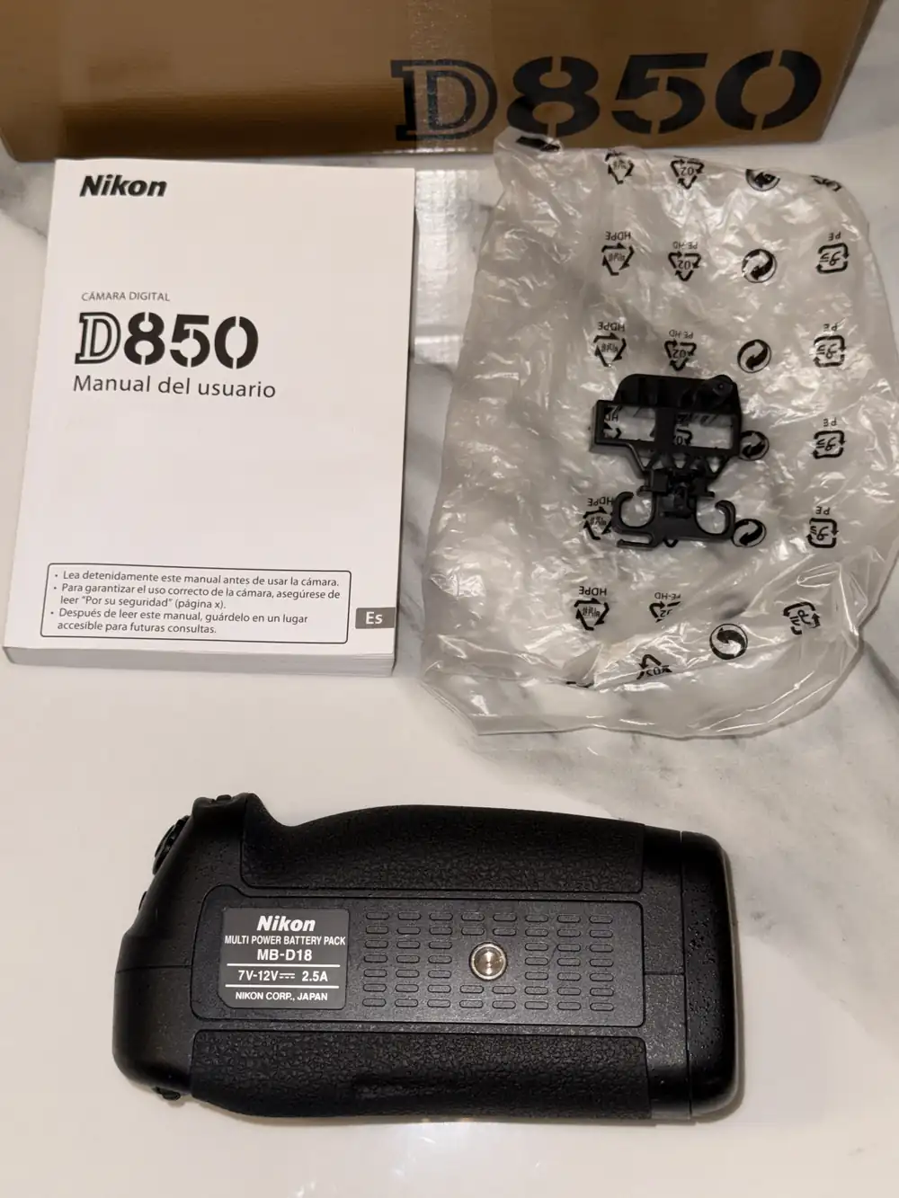 Cámara Réflex Nikon D850 Cuerpo 45.7 Mp Con Grip MB-D18 – foto 7