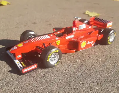 Ferrari F300 1998 Bburago 1:24 Formula Collection