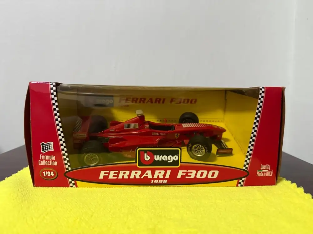 Ferrari F300 1998 Bburago 1:24 Formula Collection – foto 4