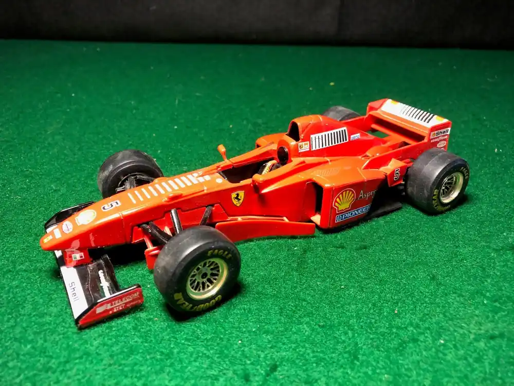Ferrari F310B 1997 Bburago 1:24 Formula Collection – foto 2