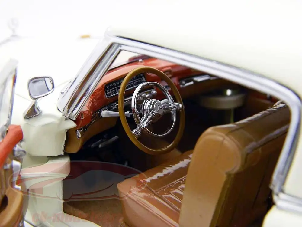 Mercedes-Benz 220 SE Coupé 1958 Sun Star Escala 1:18 – foto 6