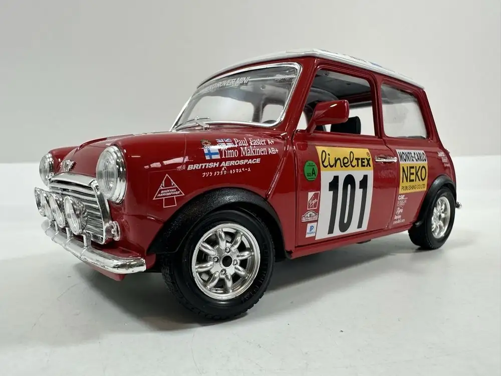 Mini Cooper Montecarlo 1960 Bburago Escala 1:16 Diamond – foto 2